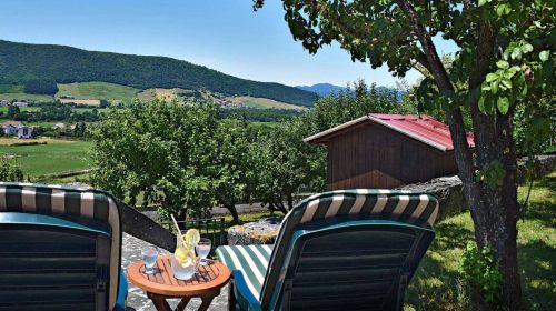 Casa-Rural-Pedronea-jardin-1